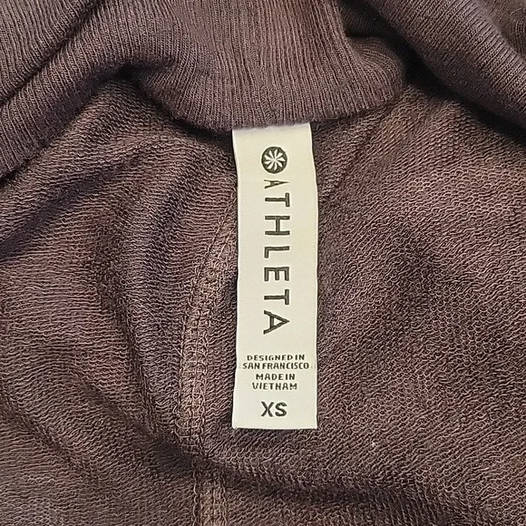 Athleta Pranayama Wrap - Picture 4 of 5